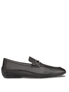 Black Apron Sleek Rubber Sole Ornament Loafer | Mezlan Men's Business Shoes | Sam's Tailoring Fine Men's Clothing
