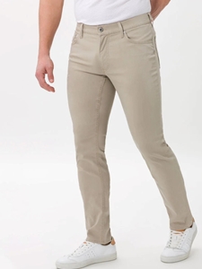 Beige Chuck Hi-Flex Light Modern Fit Trouser | Brax Men's Trousers | Sam's Tailoring Fine Men's Clothing