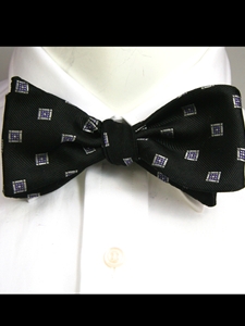 Black Classic 'to tie' Bow